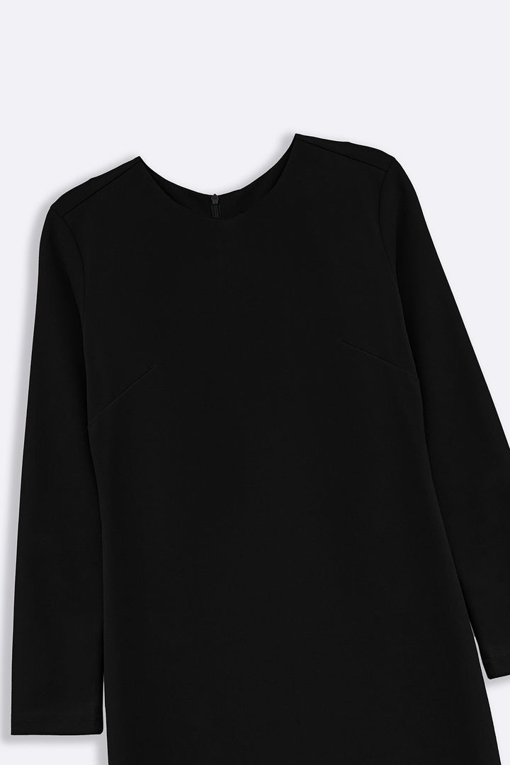 TAILORED SLIMFIT DRESS