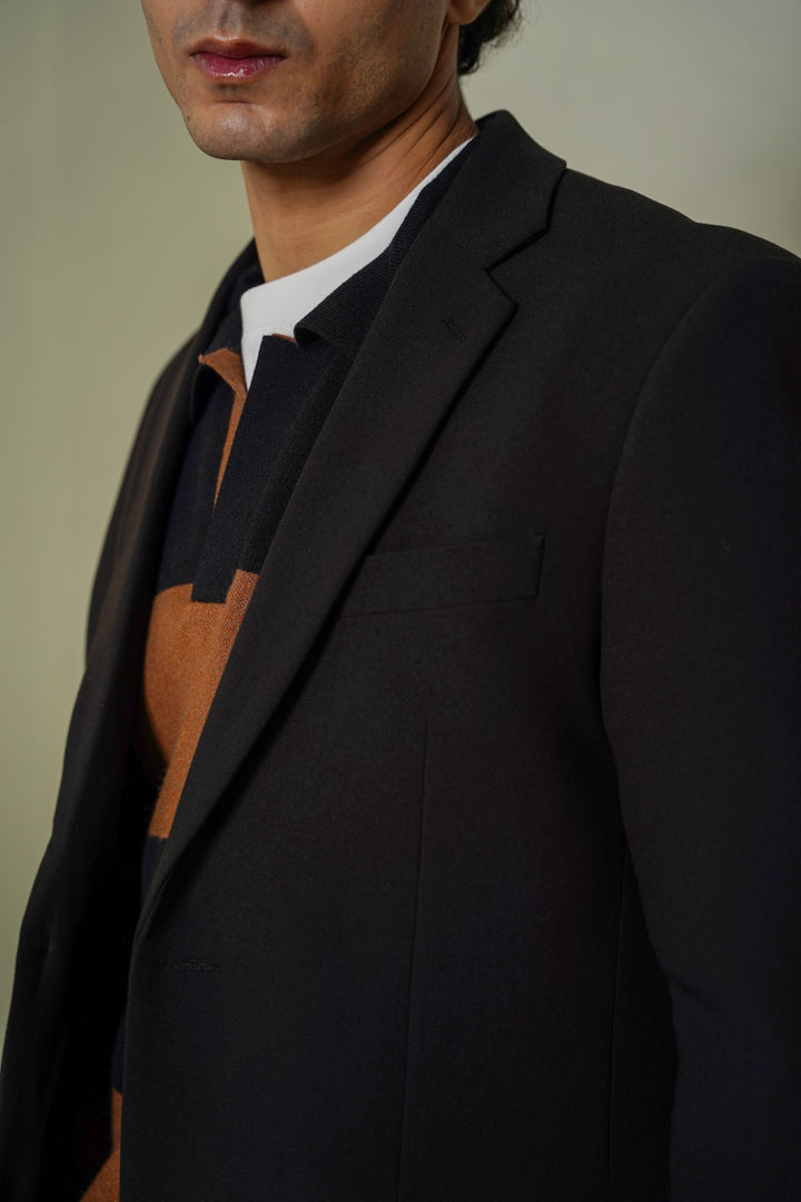 BLACK TAILORED FIT BLAZER
