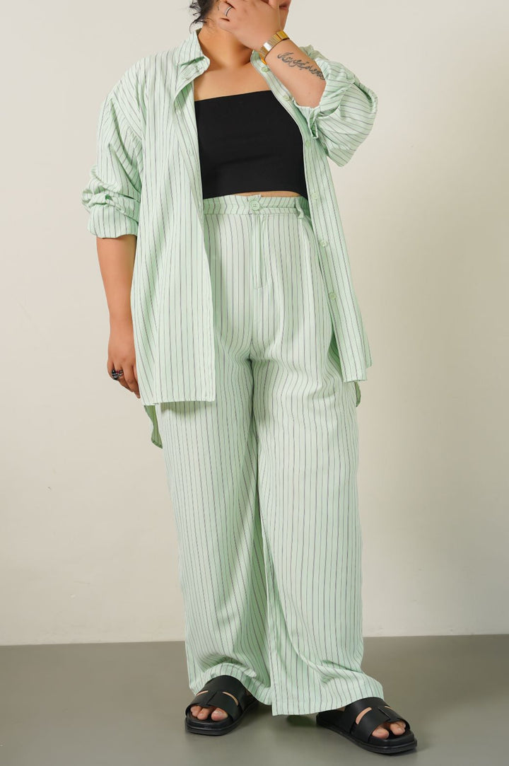 GREEN CURVE STRIPED PANTS