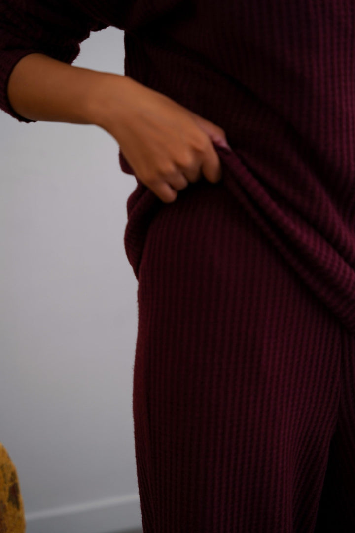 WINE WAFFLE KNIT PANTS