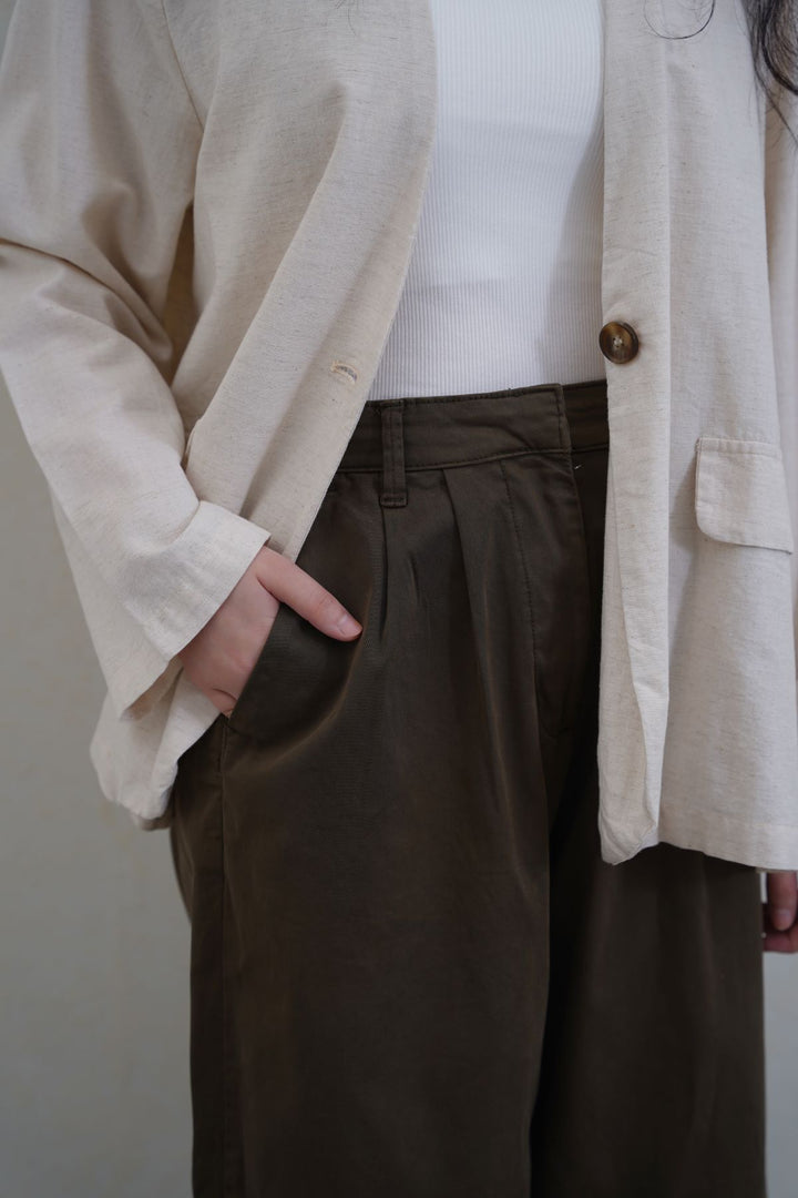 OLIVE MOM  STRAIGHT PANTS