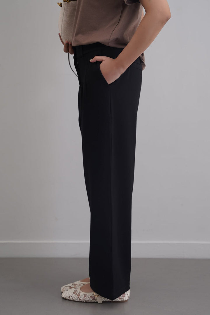 BLACK SIGNATURE CHINOS