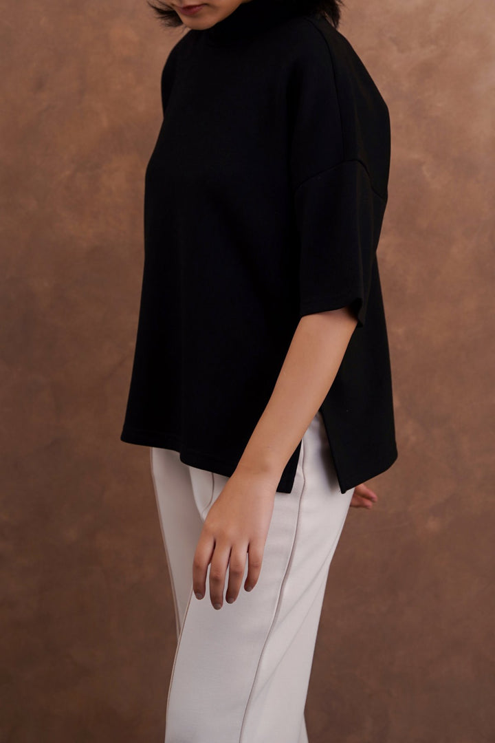 BLACK NEOPRENE HIGH NECK