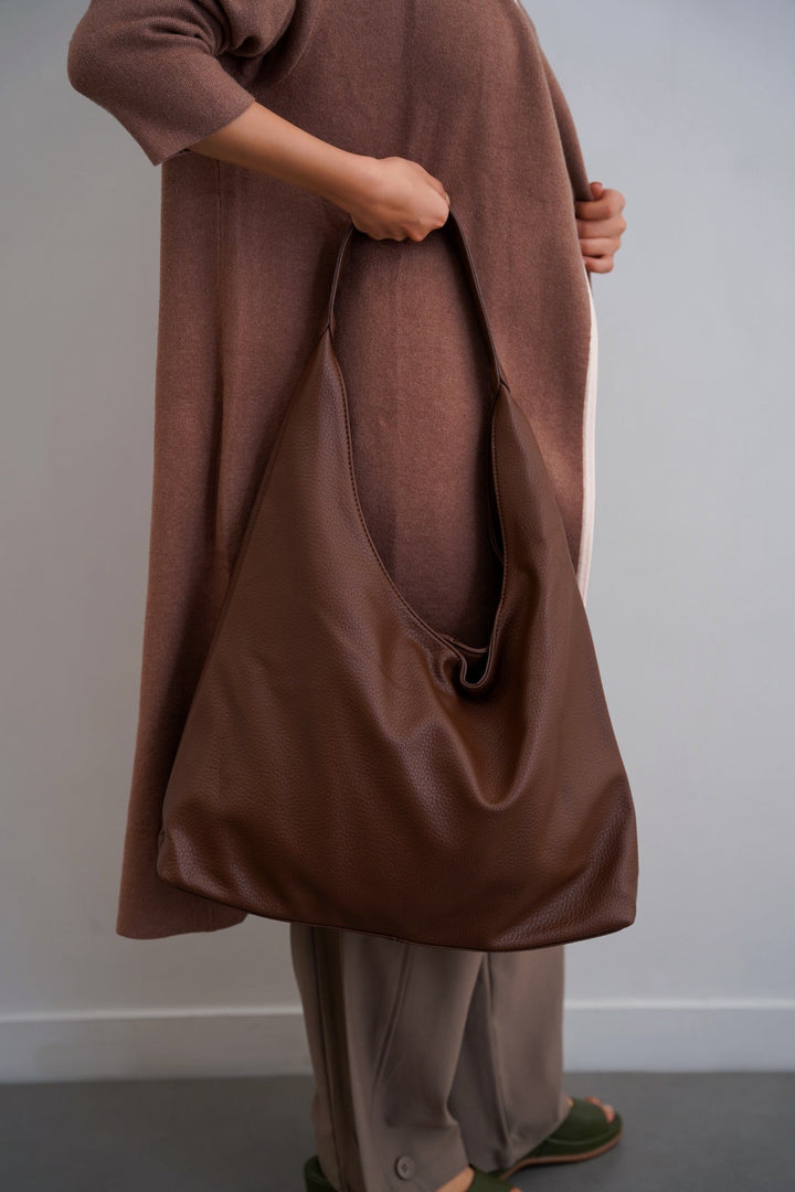 CHOCOLATE SLOUCHY SOFT TOTE