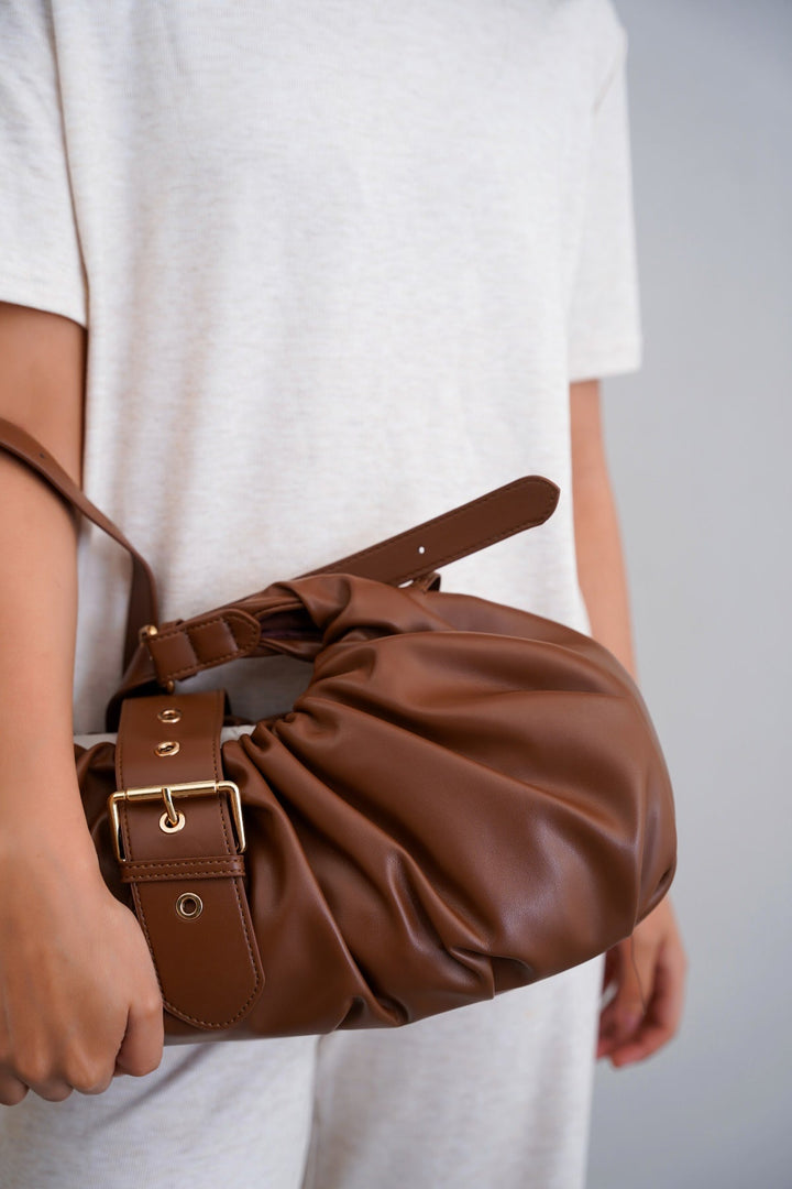 COFFEE CROISSANT SHOULDER BAG