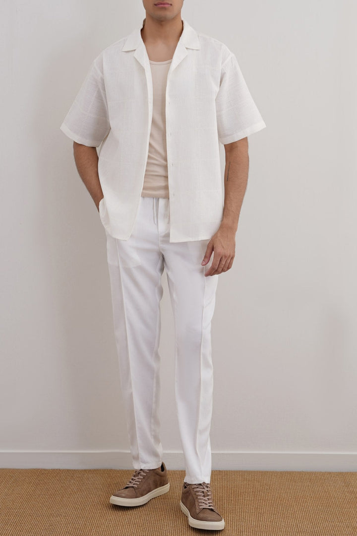 WHITE TAPERED PANTS