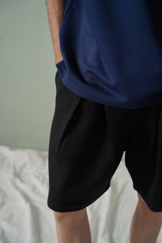 BLACK KNITTED EASY SHORTS