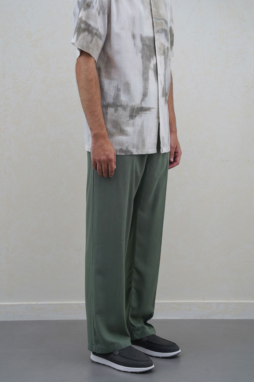 RELAXED TROUSERS
