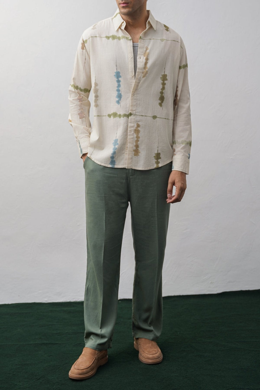 OFF WHITE BRUSH AND TINT SHIRT