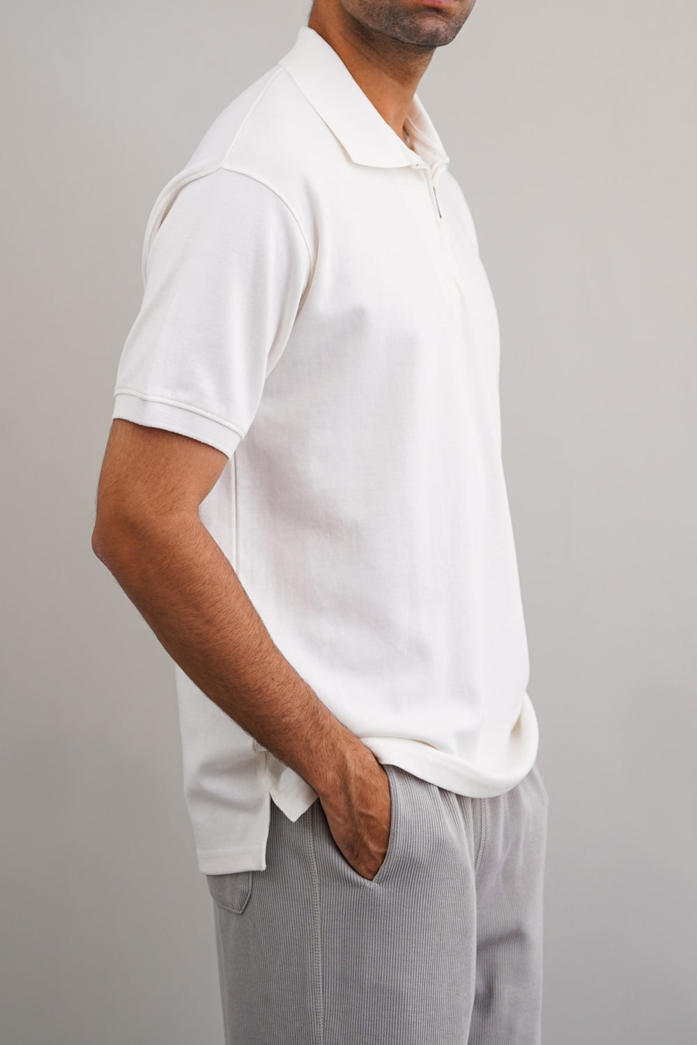 WHITE QUARTER ZIP POLO