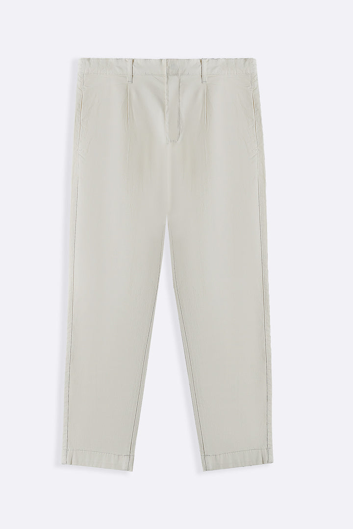 PLEATED CHINOS