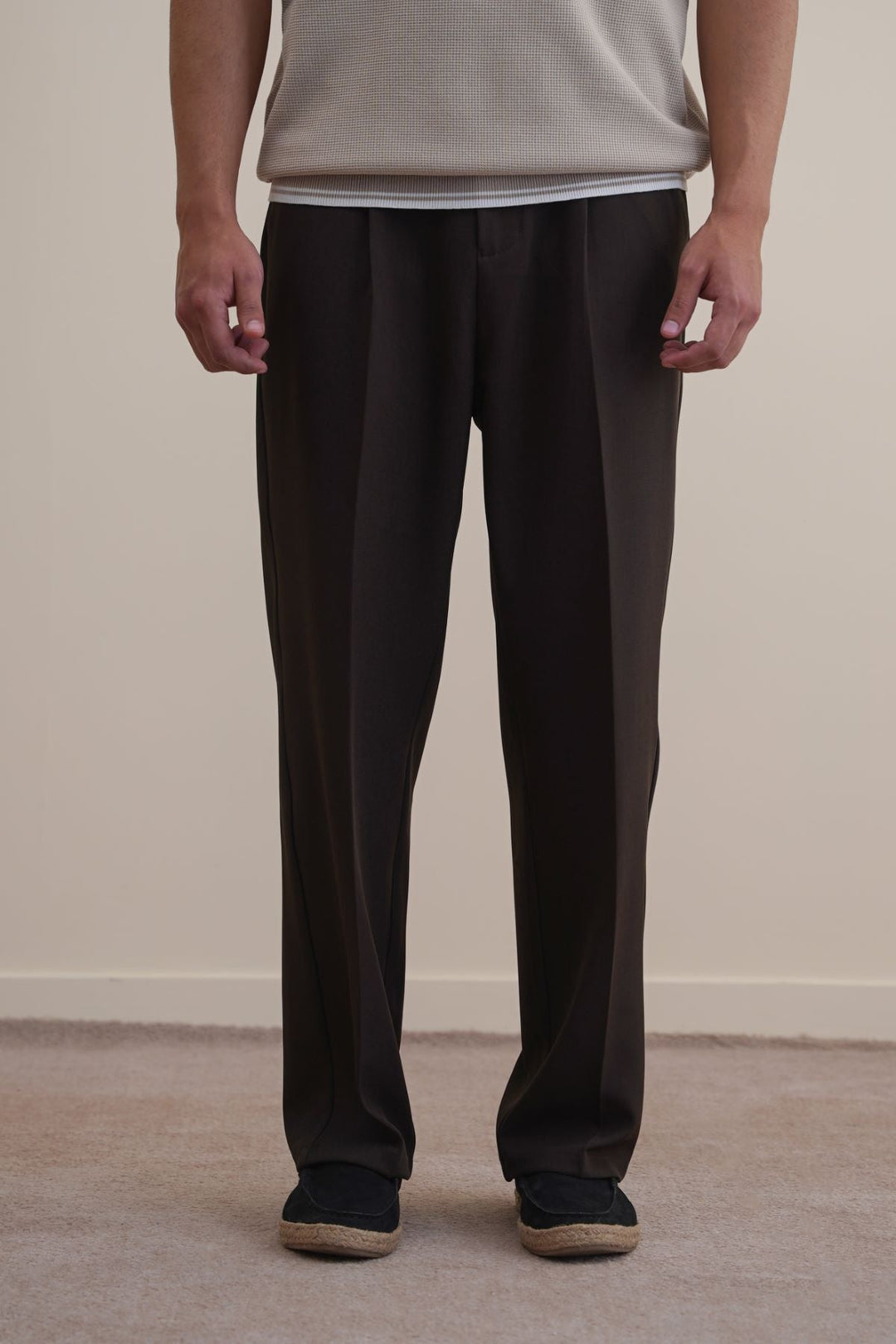 BROWN COIN POCKET DETAIL PANTS