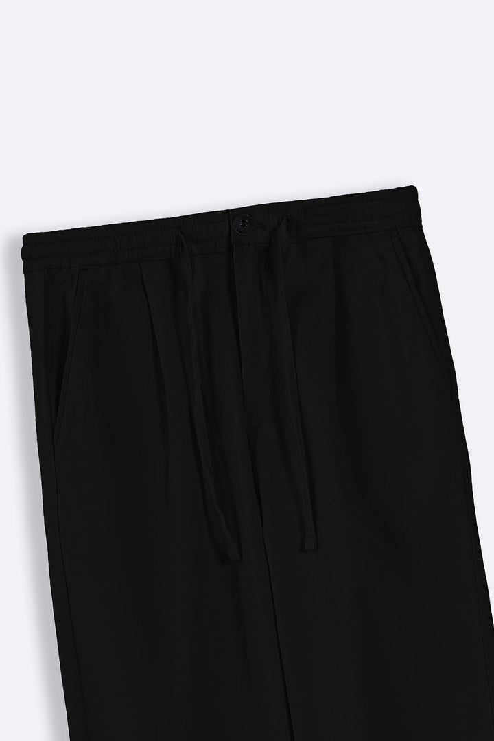 BLACK EASY PLEATED PANTS