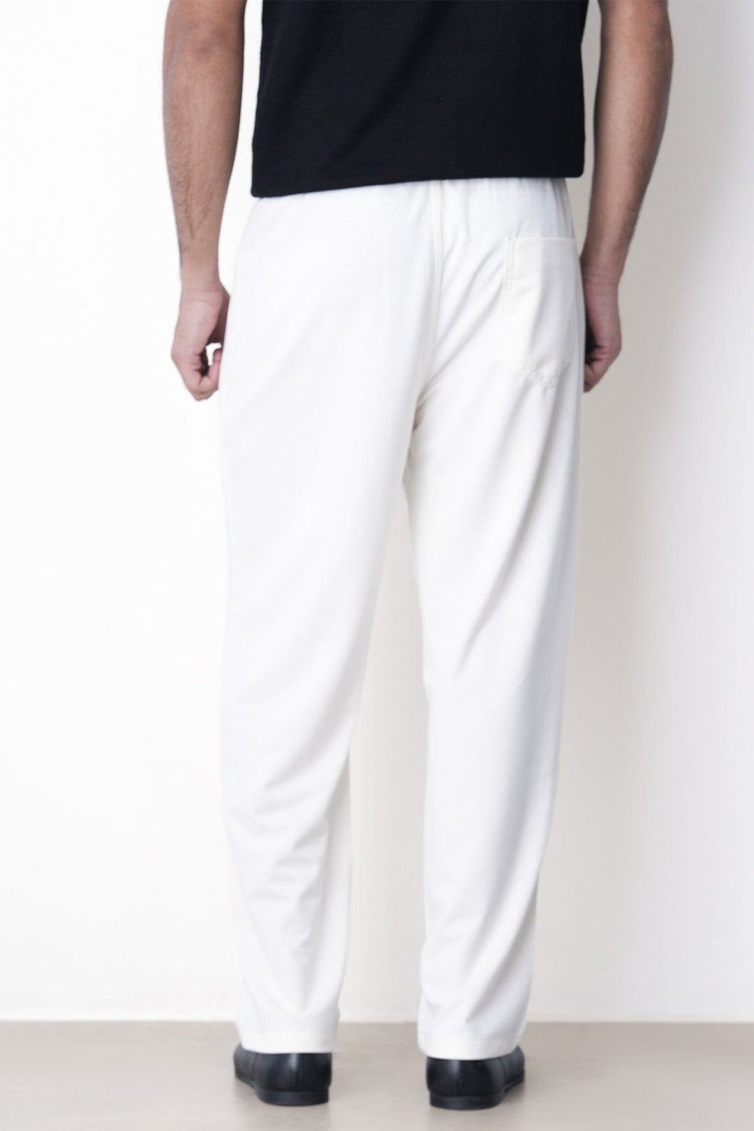 COMFORT STRAIGHT PANTS