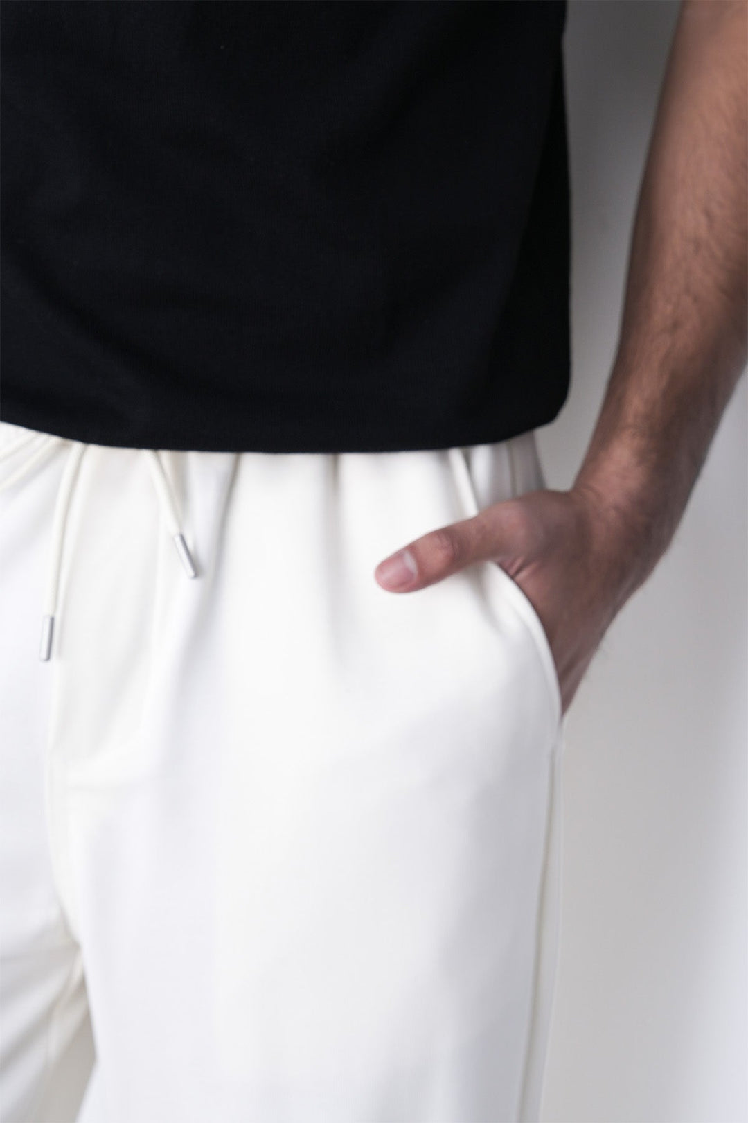 COMFORT STRAIGHT PANTS