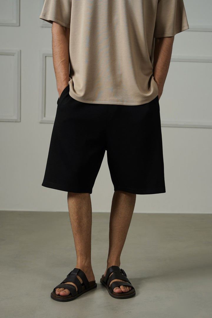 BLACK SOFT WIDE-LEG SHORTS