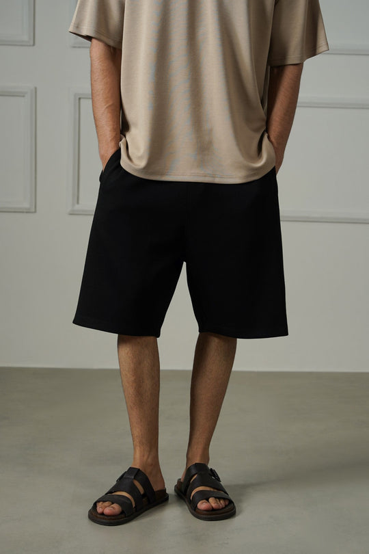 BLACK SOFT WIDE-LEG SHORTS