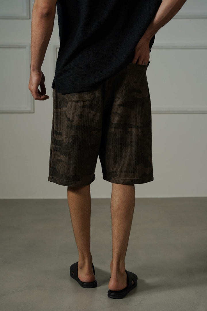 COFFEE CAMO TEXTURED SHORTS