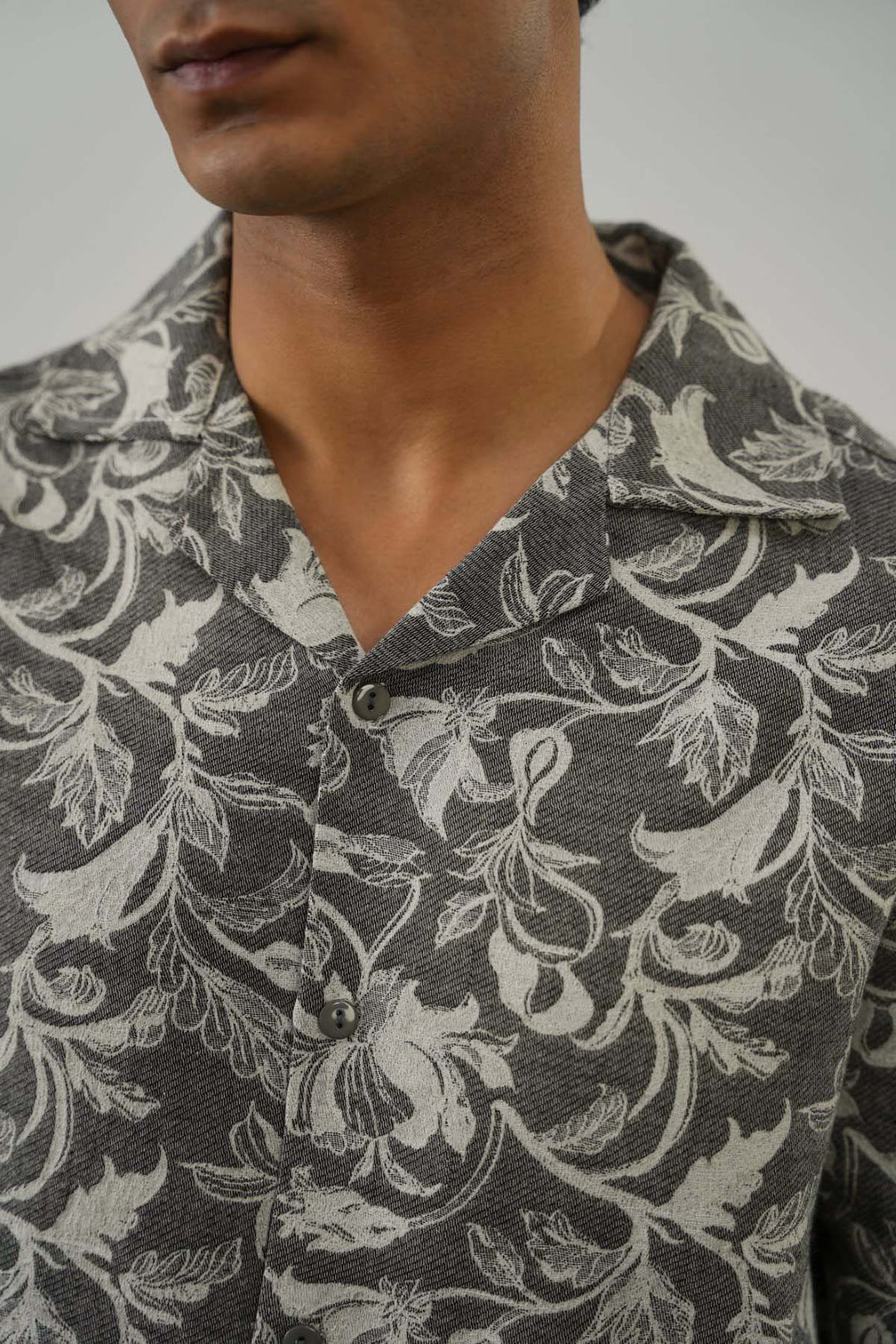 BLACK HERITAGE TEXTURE SHIRT