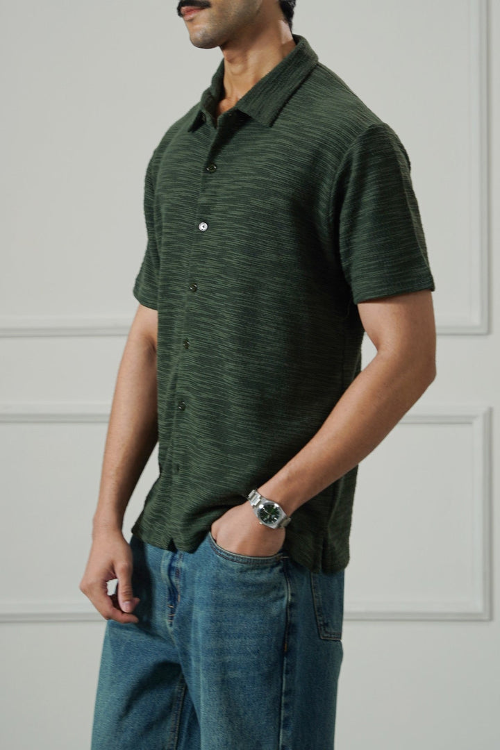 OLIVE CRINKLE TEXTURED SHIRT