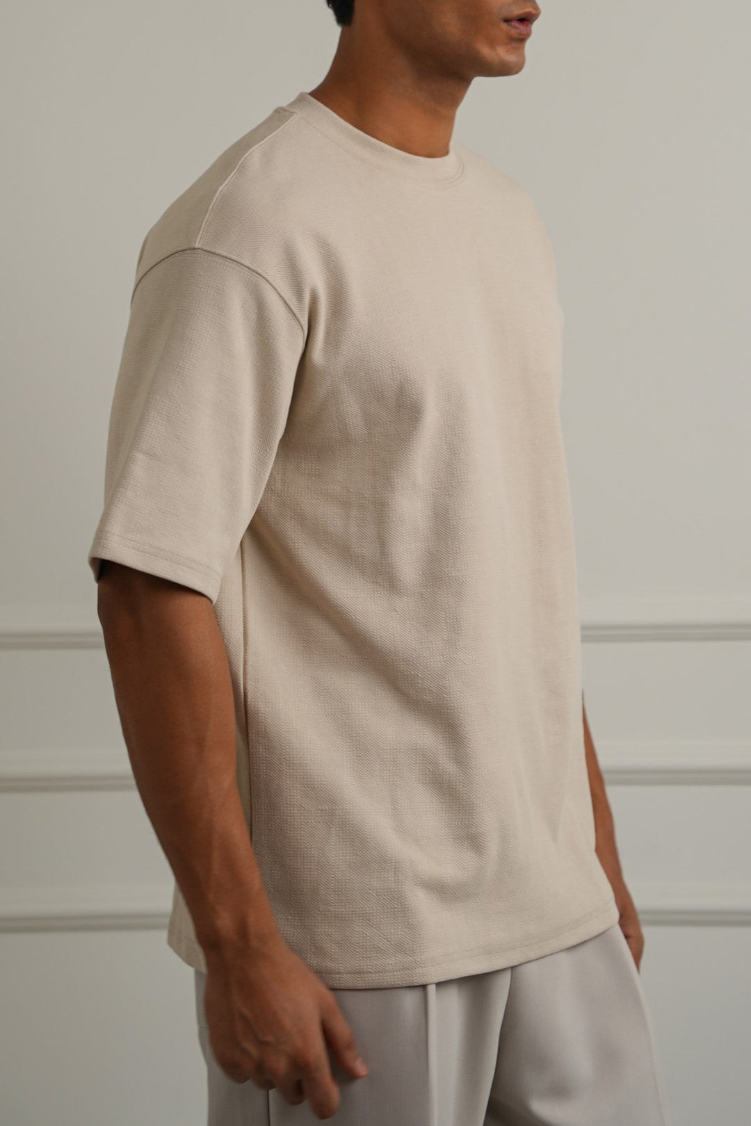 BEIGE CLASSIC TEXTURED TEE