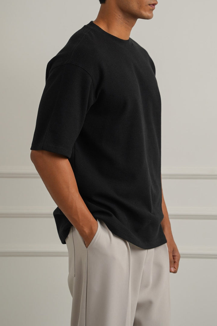 BLACK CLASSIC TEXTURED TEE