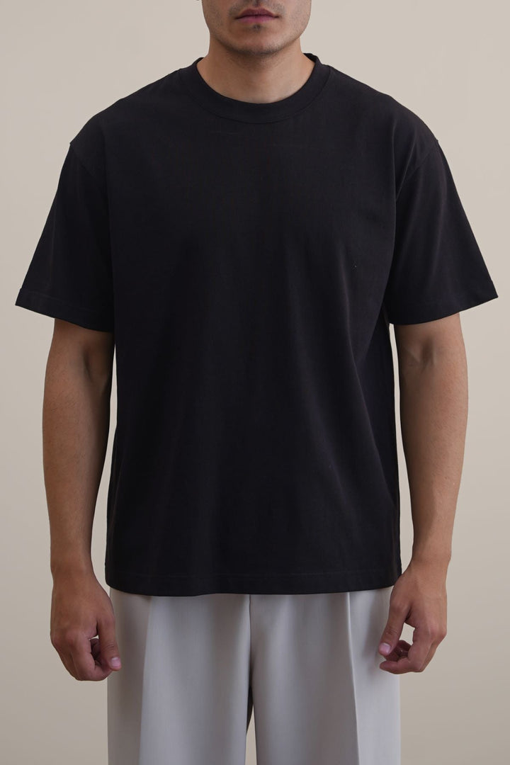BLACK JALEBI TEE