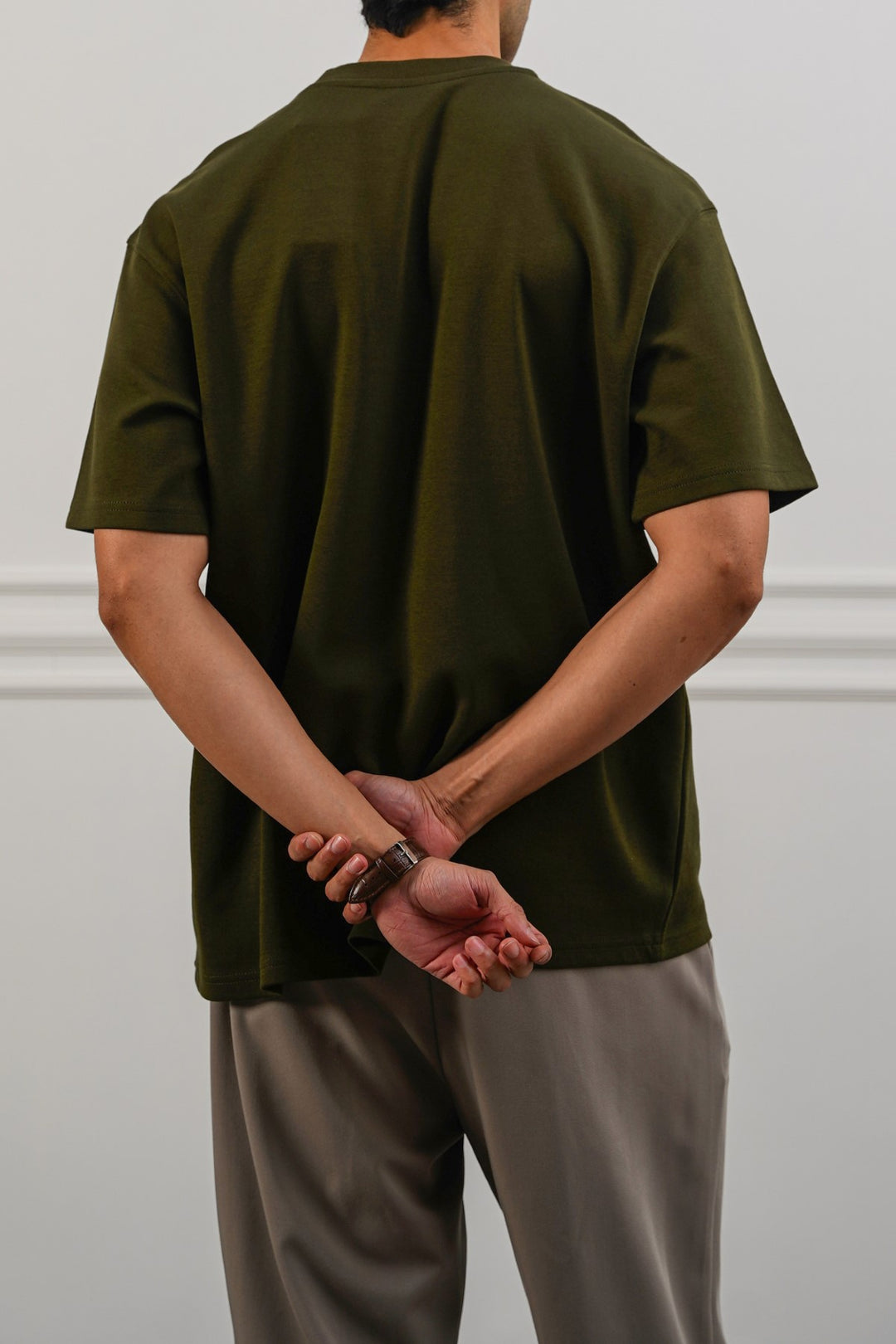 SUMMER ESSENTIAL TEE