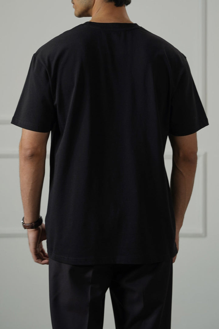 BLACK ESSENTIAL CREW NECK TEE