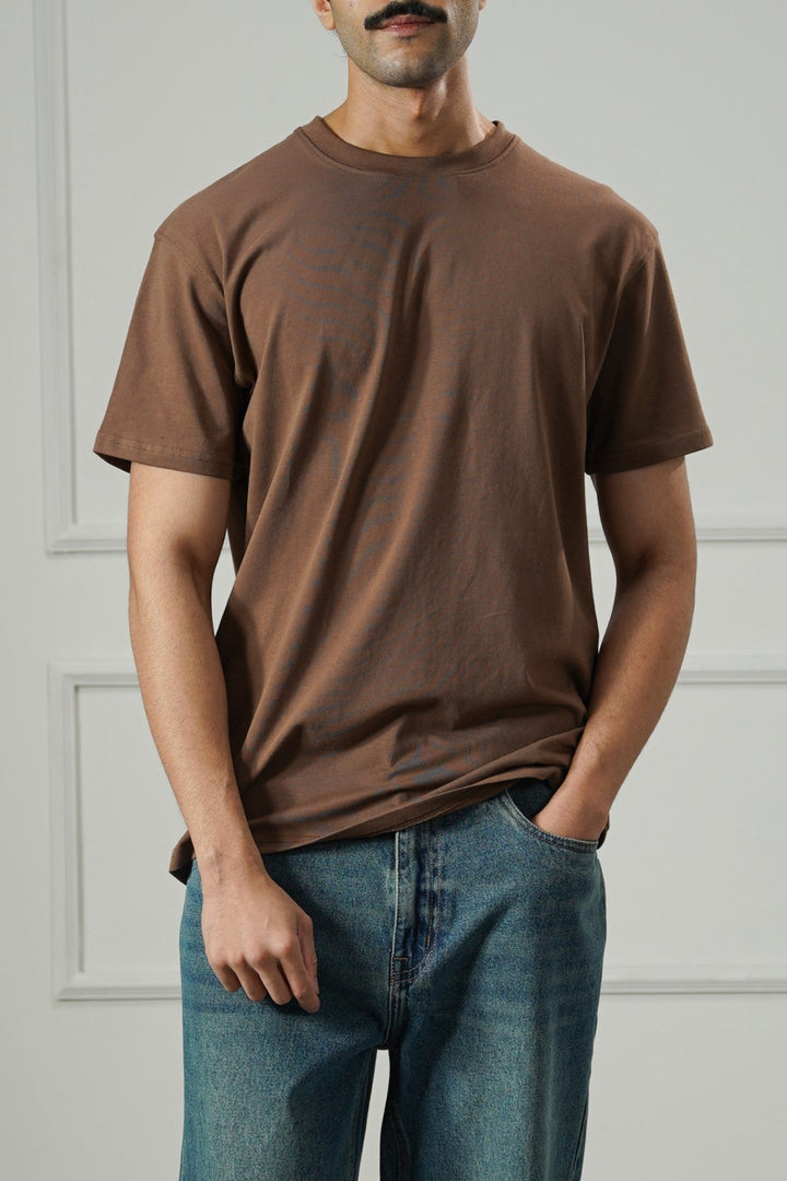 BROWN ESSENTIAL CREW NECK TEE
