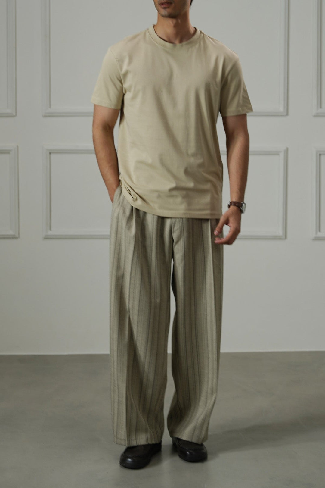 BEIGE SLIMFIT TEE
