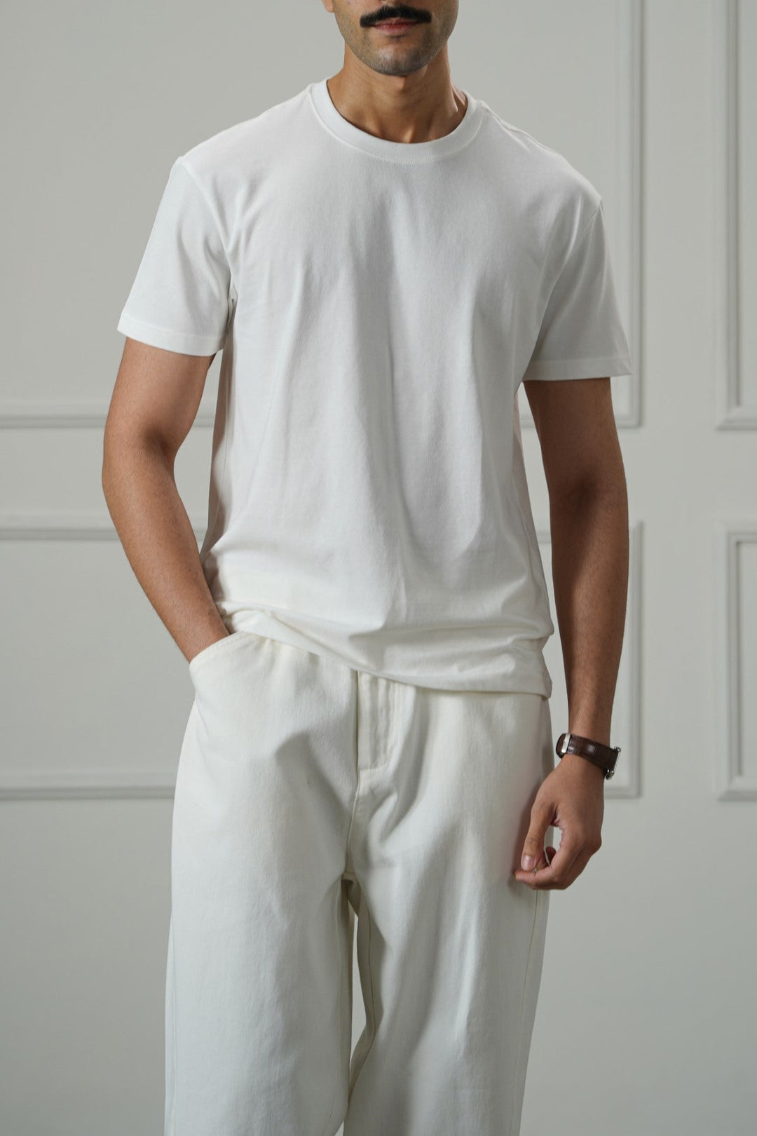 WHITE SLIMFIT TEE