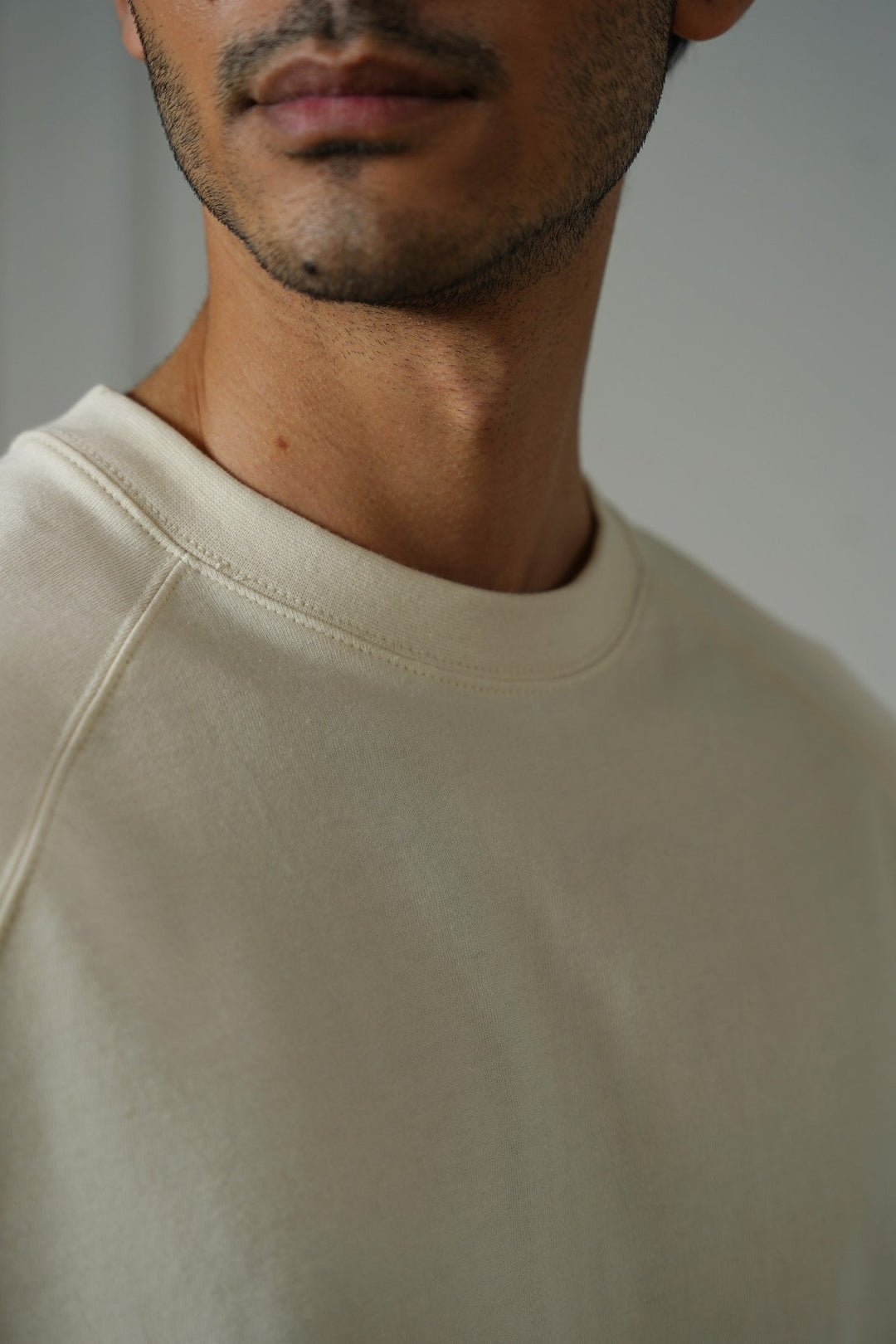 IVORY RAGLAN COTTON TEE