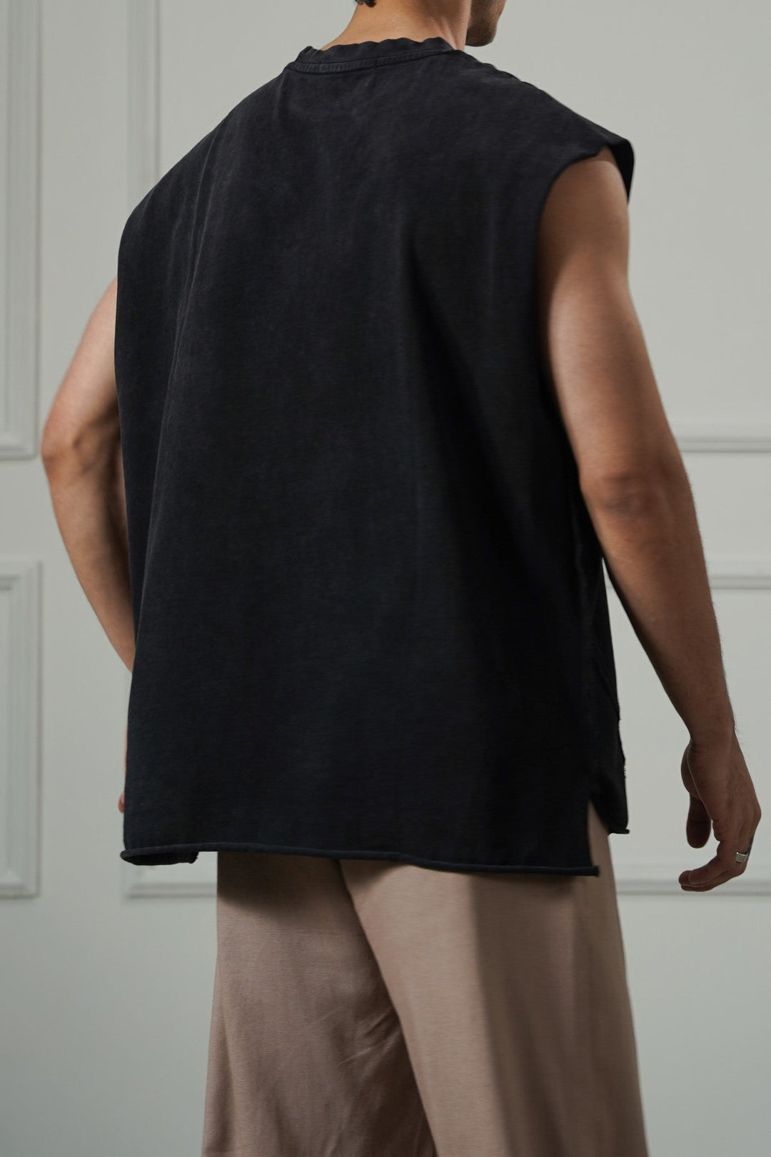 CHARCOAL WASHED EFFECT SLEEVELESS TEE