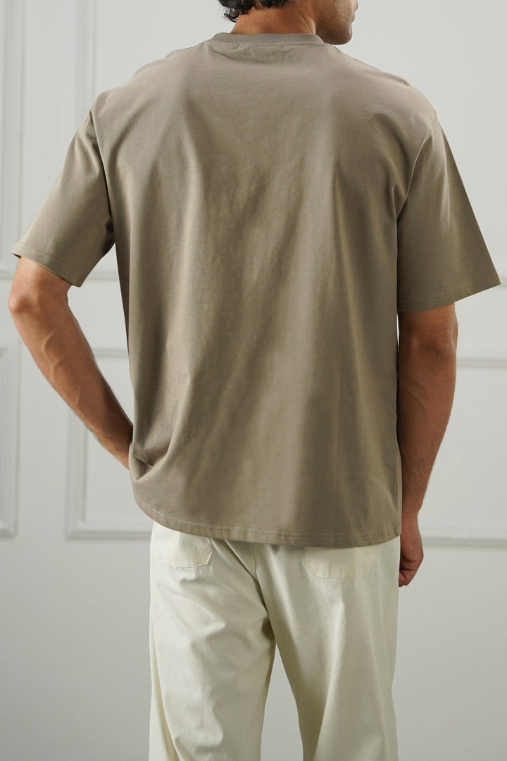SAND SEAMLESS DOUBLE-LAYERED TEE