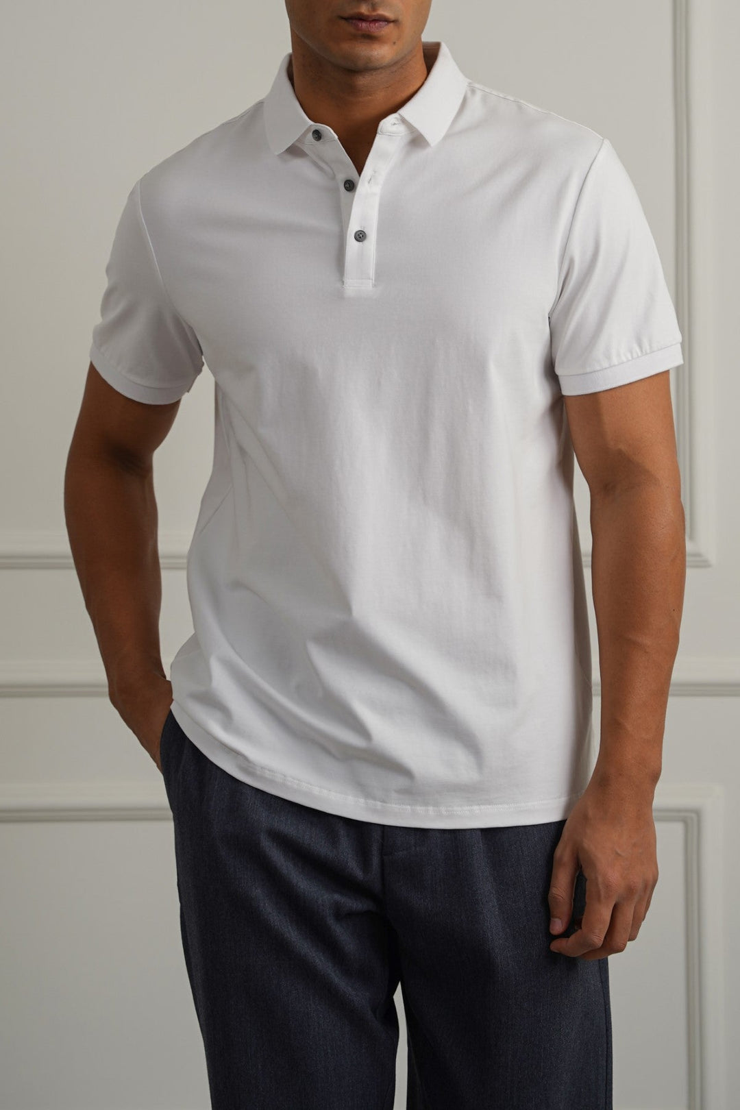 WHITE PERFORMANCE POLO