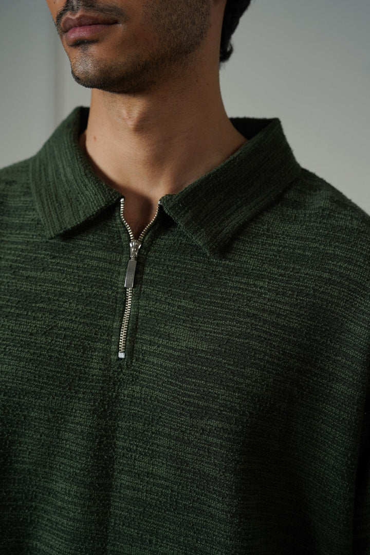 OLIVE TEXTURED ZIPPER POLO