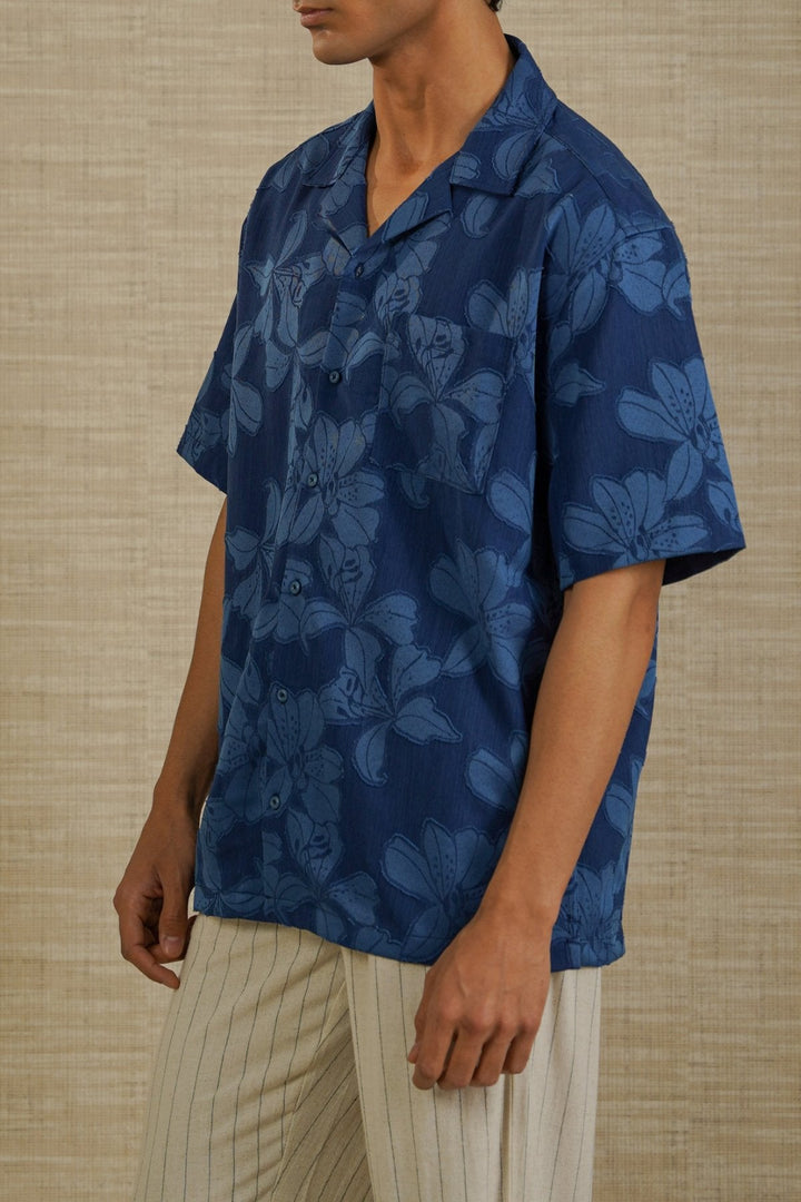 BLUE BLUE PETAL BUTTON DOWN