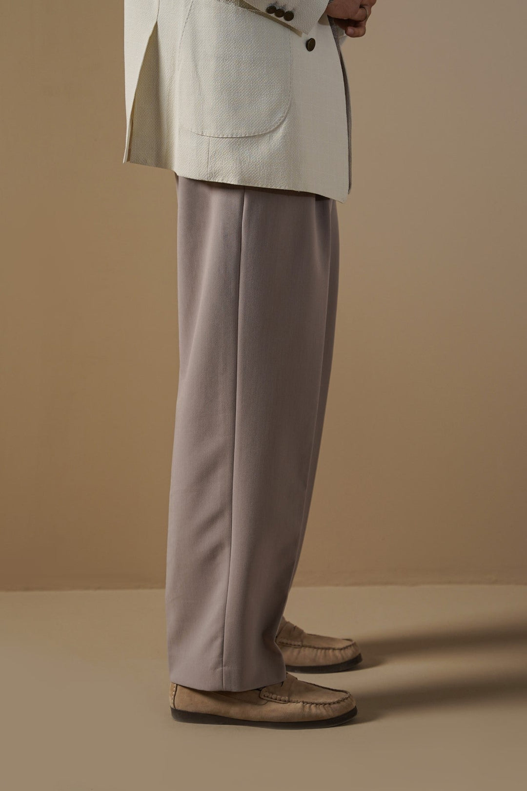 BEIGE 3D PLEATED PANTS