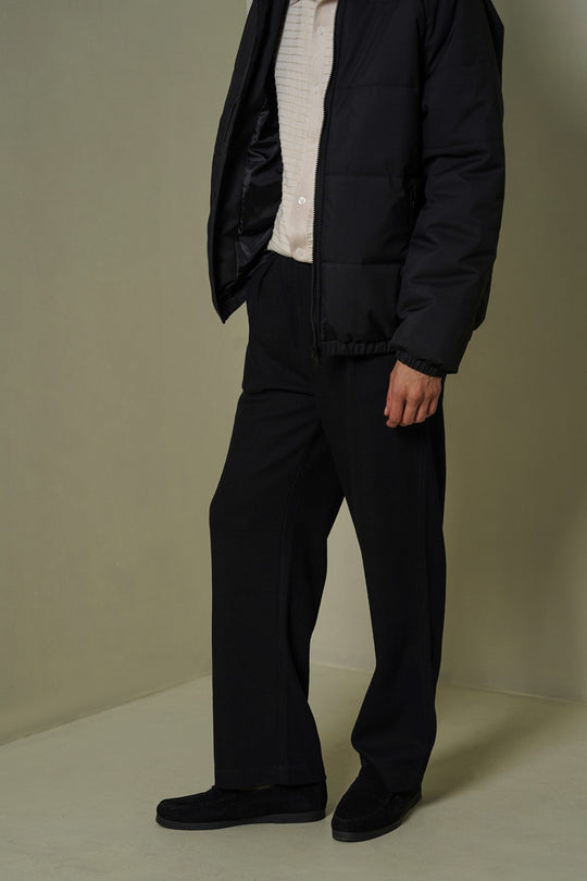 BLACK KNITTED LOOSE PANTS