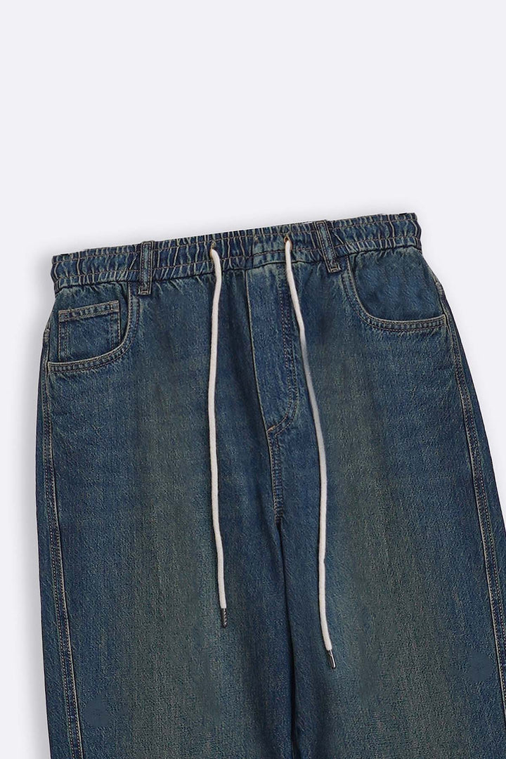 MID BLUE EASY BARREL JEANS