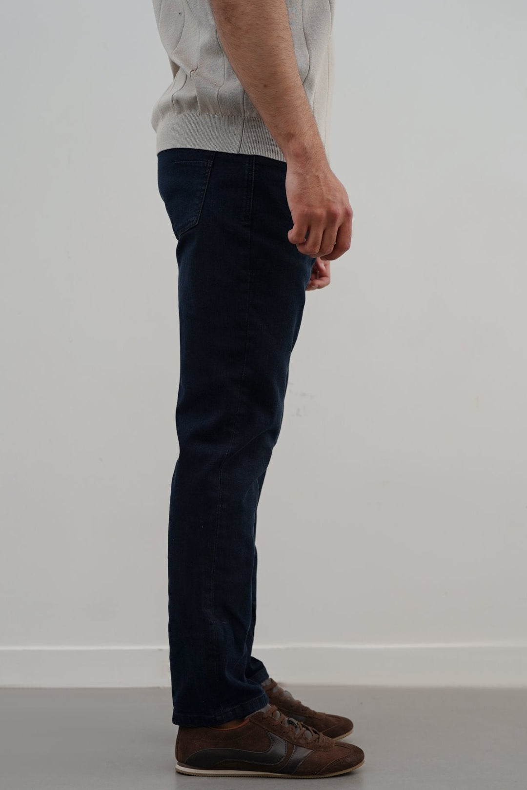 INDIGO SLIM-FIT JEANS