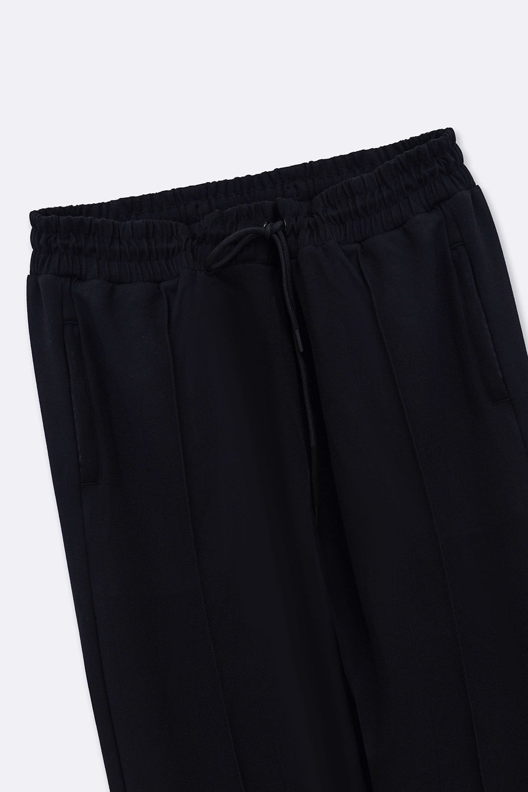 BLACK STRAIGHT KNITTED PANTS