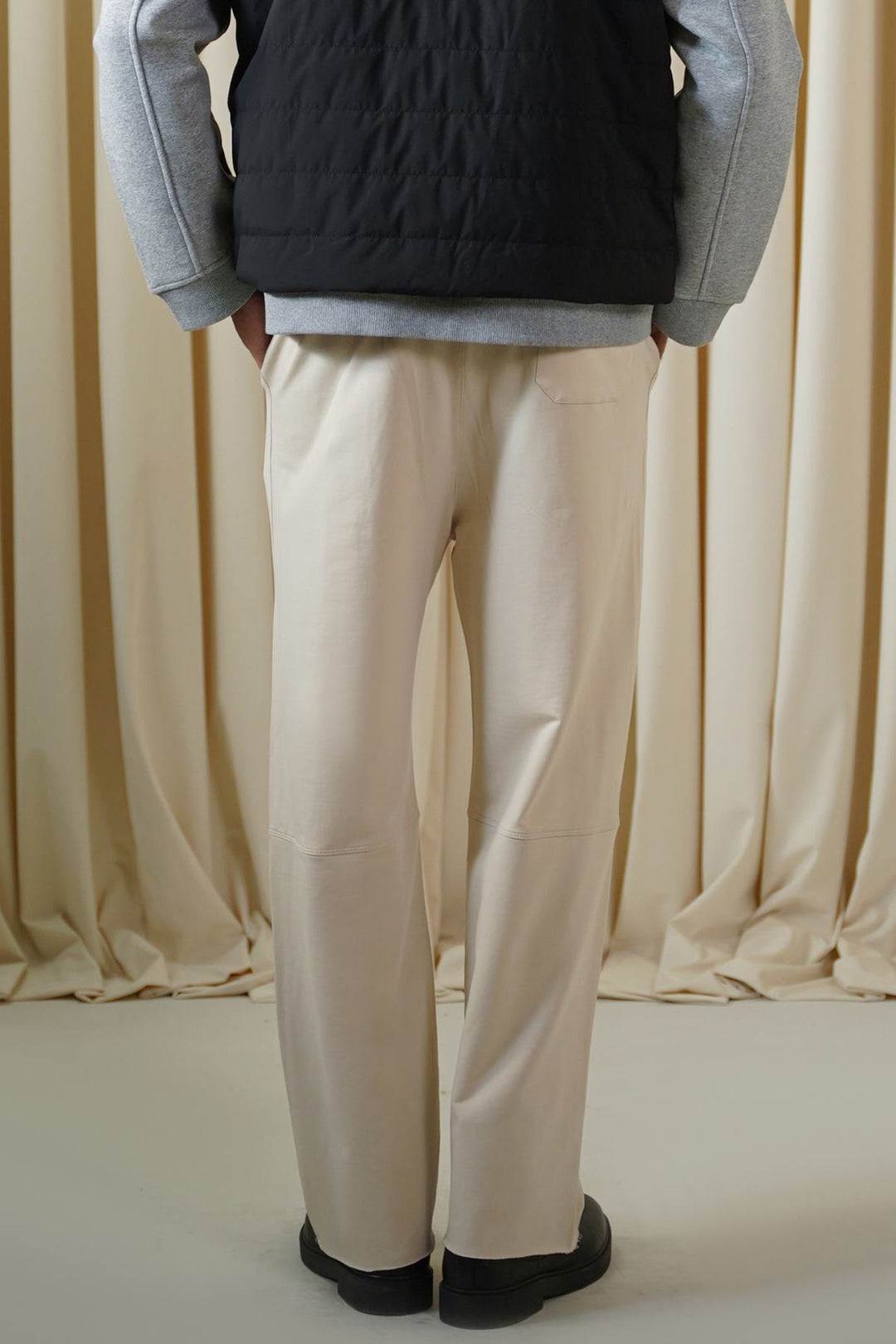 BEIGE WEEKEND LOUNGE TROUSERS