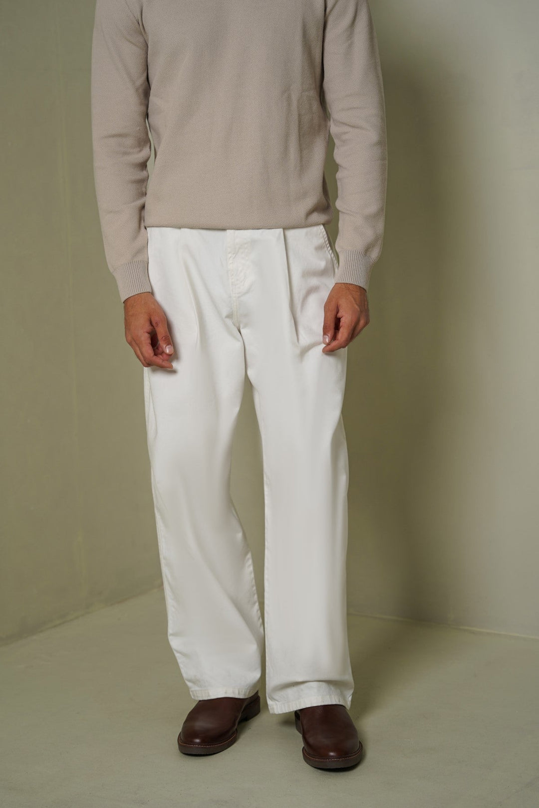 ECRU 3D PLEAT DENIM PANTS