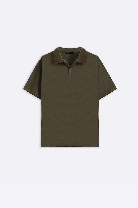 OLIVE TEXTURED ESSENTIAL POLO