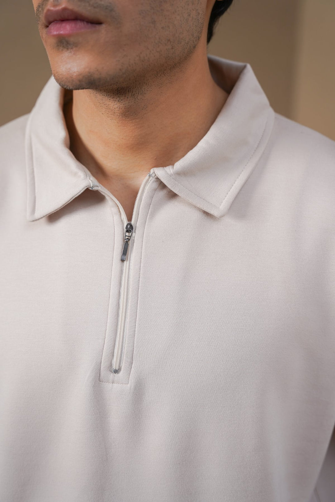 BEIGE QUARTER-ZIP POLO