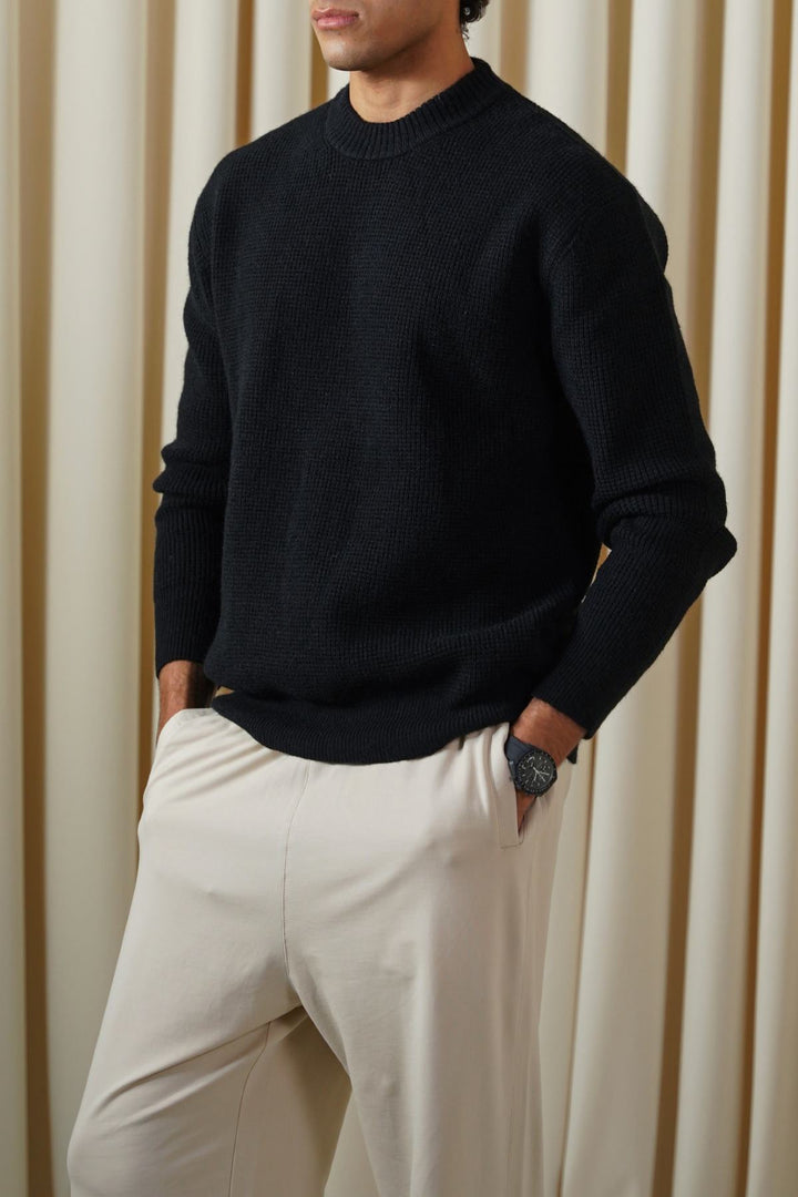 BLACK WAFFLE KNIT SWEATER