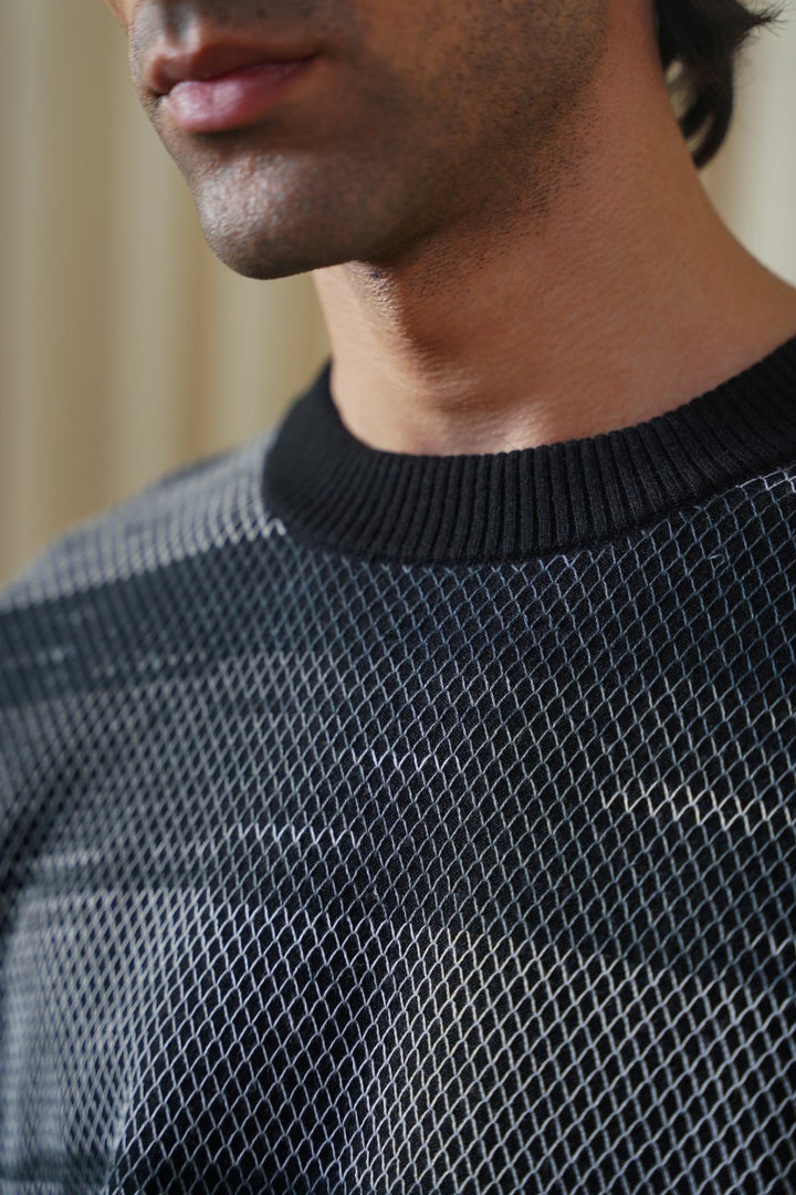 GREY BLACK GRADIENT KNIT SWEATER