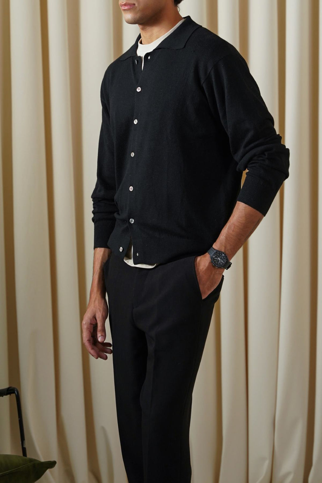 BLACK CLASSIC CARDIGAN